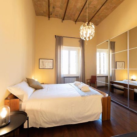 רומא The Best Rent - Elegant Two-Bedroom Apartment Close To Saint Peter'S Basilica מראה חיצוני תמונה