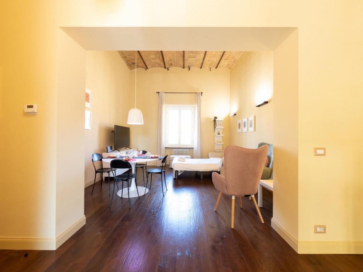 רומא The Best Rent - Elegant Two-Bedroom Apartment Close To Saint Peter'S Basilica מראה חיצוני תמונה