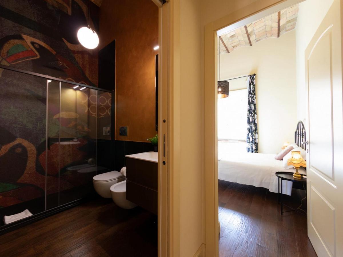 רומא The Best Rent - Elegant Two-Bedroom Apartment Close To Saint Peter'S Basilica מראה חיצוני תמונה