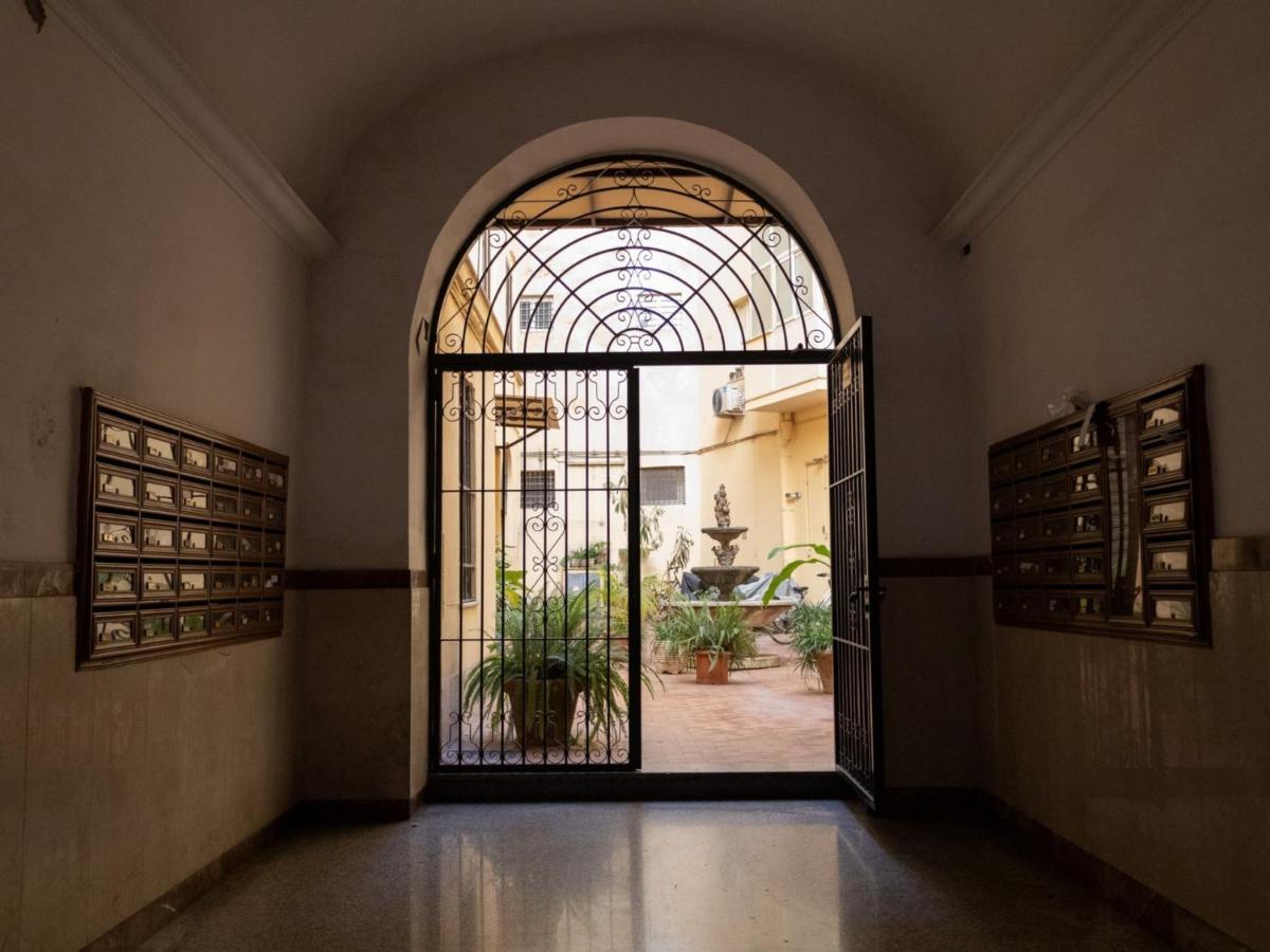 רומא The Best Rent - Elegant Two-Bedroom Apartment Close To Saint Peter'S Basilica מראה חיצוני תמונה